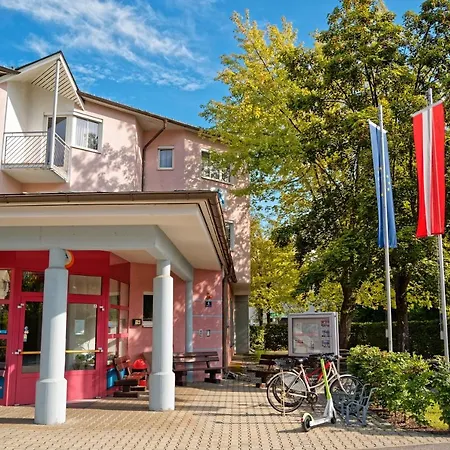 Jugend- Und Familiengaestehaus Klagenfurt *