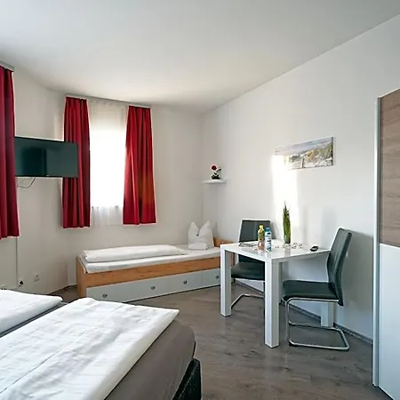 Jugend- Und Familiengaestehaus Klagenfurt *