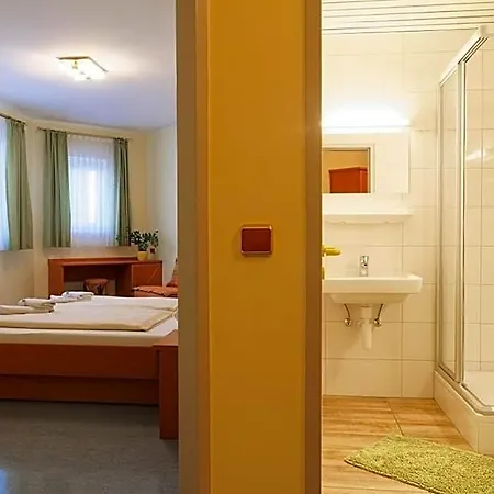 Vandrarhem Jugend- Und Familiengaestehaus Klagenfurt
