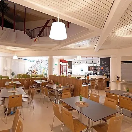 Vandrarhem Jugend- Und Familiengaestehaus Klagenfurt *