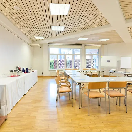 Jugend- Und Familiengaestehaus Klagenfurt *