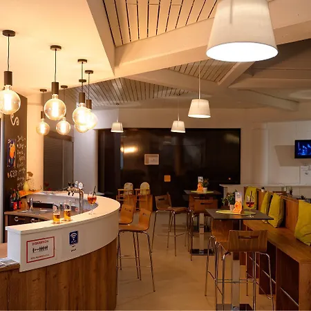Hostel Jugend- Und Familiengaestehaus Klagenfurt *