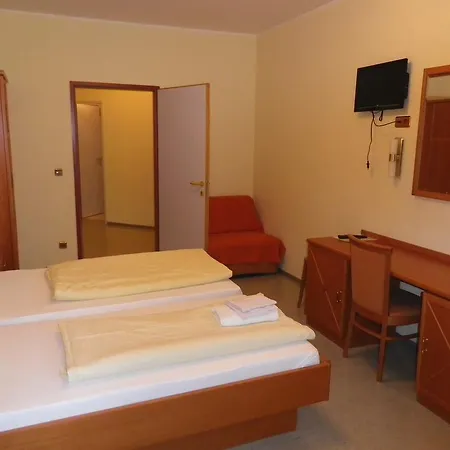 Jugend- Und Familiengaestehaus Klagenfurt Hostel Klagenfurt am Woerthersee