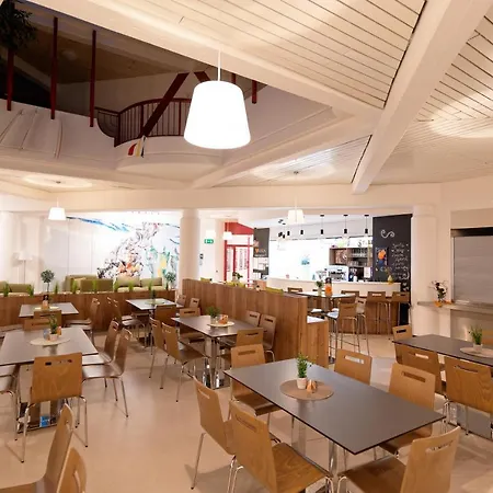 Hostal Jugend- Und Familiengaestehaus Klagenfurt *