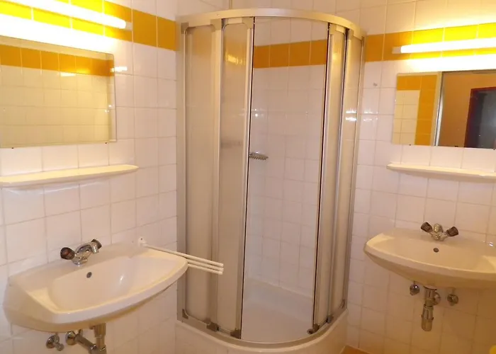 Jugend- Und Familiengaestehaus Klagenfurt * Klagenfurt am Woerthersee