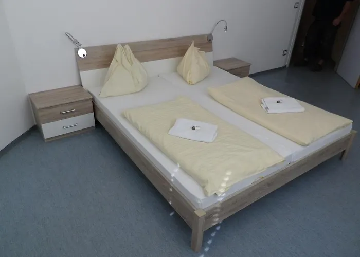 Jugend- Und Familiengaestehaus Klagenfurt * קלגנפורט