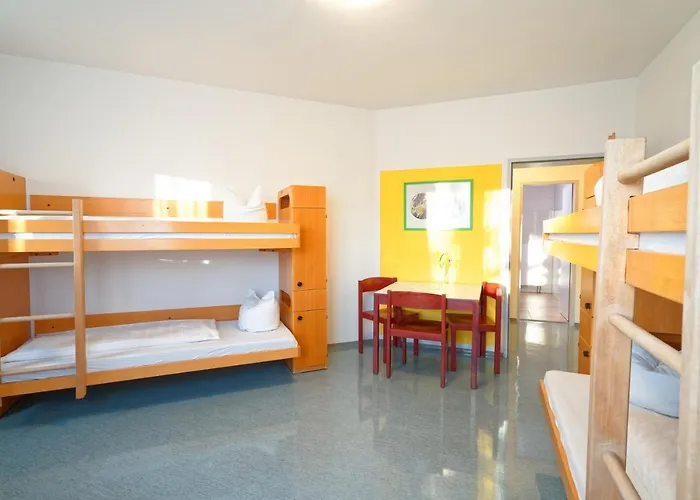 Jugend- Und Familiengaestehaus Klagenfurt Hostal