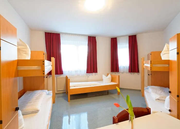 Jugend- Und Familiengaestehaus Klagenfurt Hostal *